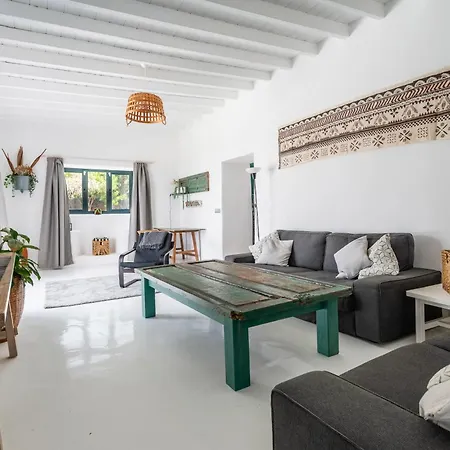 New Panorama - Stunning 5 Bedroom With Pool